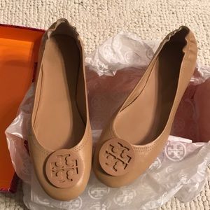 NEVER WORN Tory Burch Minnie Loafer - SIZE 8.5